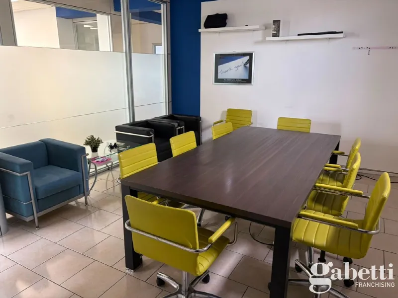 Ufficio in vendita a Pomigliano d'Arco - foto 4