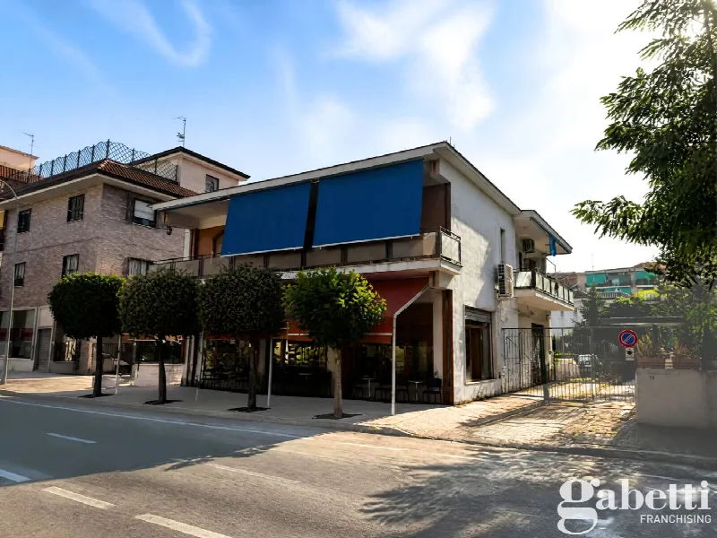 Palazzo/Stabile in vendita a Pomigliano d'Arco - foto 1