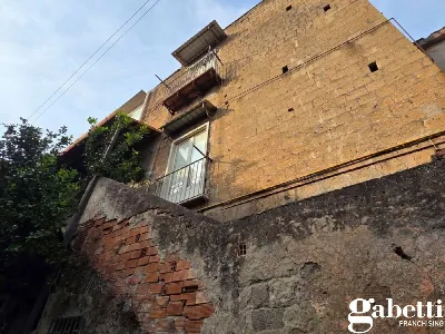 Palazzo/Stabile in vendita a Pomigliano d'... - foto 3