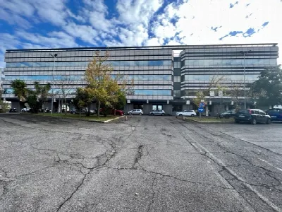Palazzo/Stabile in vendita a Roma, Alessan... - foto 2