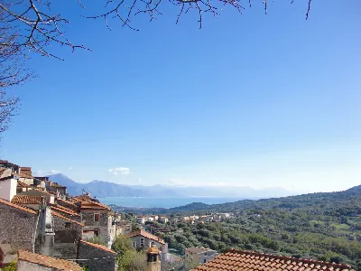 Casa Indipendente a Roccagloriosa