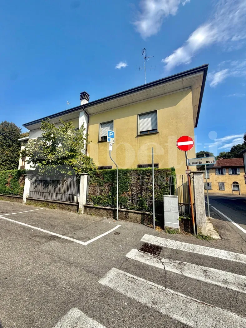 Casa Indipendente in vendita a Senago - foto 1