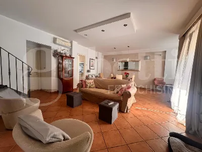 Appartamento in vendita a Sesto Fiorentino - foto 2