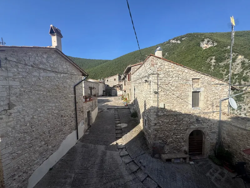 Appartamento in vendita a Ferentillo - foto 6