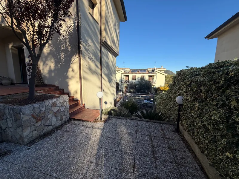 Casa Indipendente in vendita a Amelia - foto 3