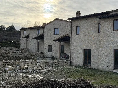 Villetta a schiera in vendita a Avigliano ... - foto 2