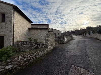 Villetta a schiera in vendita a Avigliano ... - foto 9
