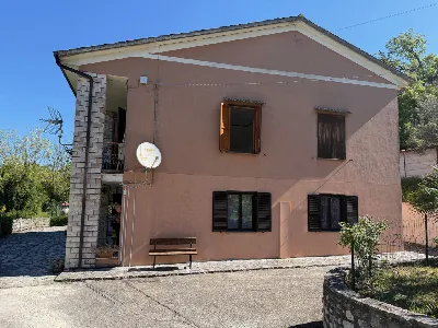 Casa Indipendente in vendita a Stroncone - foto 9