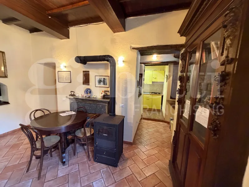 Palazzo/Stabile in vendita a Arrone - foto 10