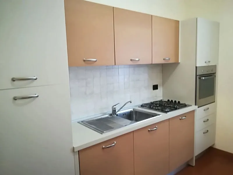Appartamento in vendita a Terni, Centro, centro storico - foto 8
