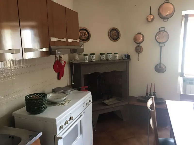 Appartamento in vendita a Stroncone - foto 1