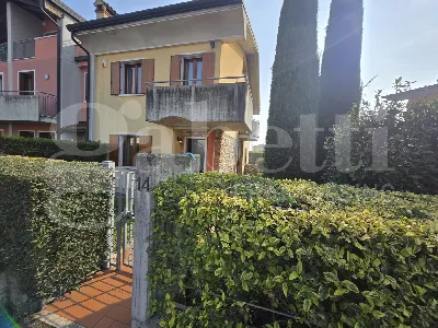 Villetta a schiera a Villafranca di Verona