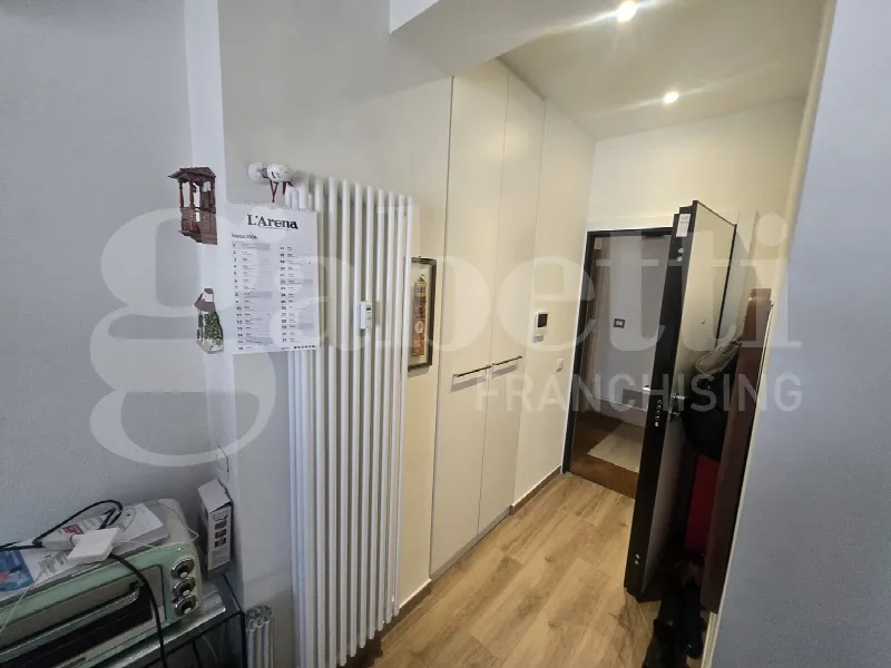 Appartamento in vendita a Verona, Centro - foto 2