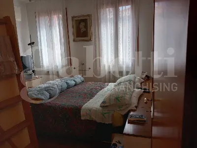 Appartamento in vendita a Venezia, Guglie,... - foto 1
