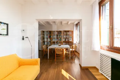 Appartamento in vendita a Venezia, Santi G... - foto 3