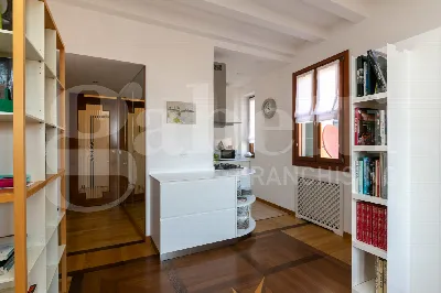 Appartamento in vendita a Venezia, Santi G... - foto 7