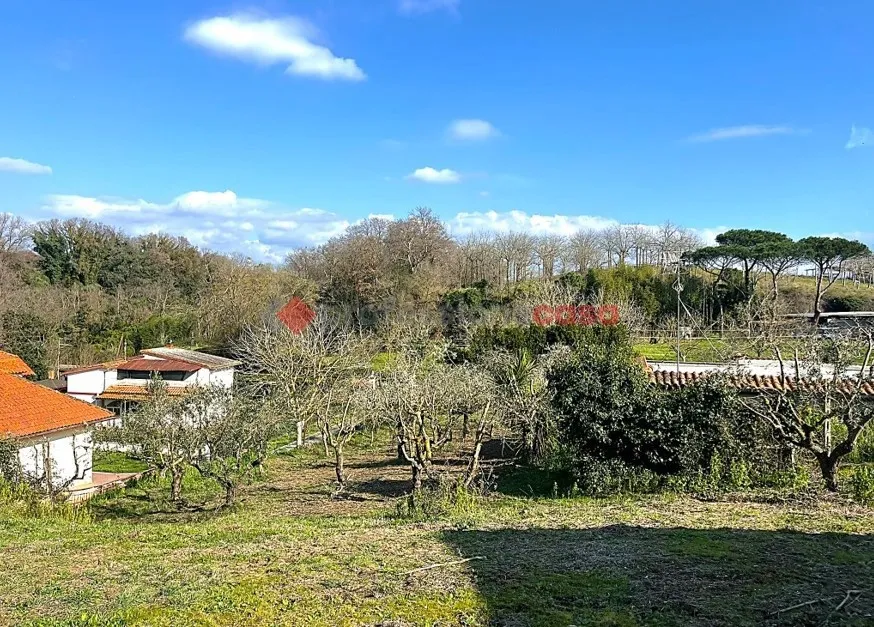Rustico/Casale in vendita ad Aprilia - foto 4