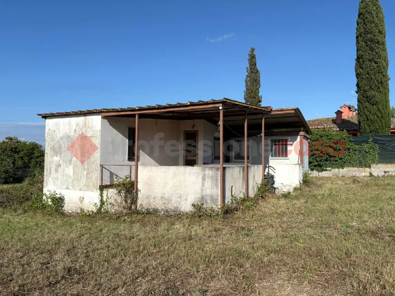 Rustico/Casale in vendita a Aprilia - foto 2