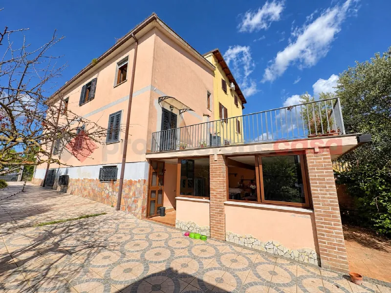Casa Indipendente in vendita a Aprilia - foto 1
