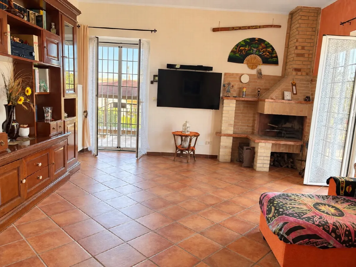 Casa Indipendente in vendita a Aprilia - foto 3