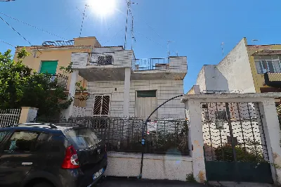 Casa Indipendente in vendita a Bari, Carbo... - foto 2