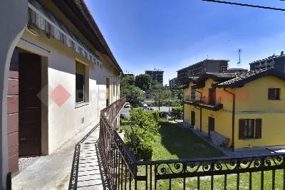 Casa Indipendente in vendita a Paderno Dug... - foto 3