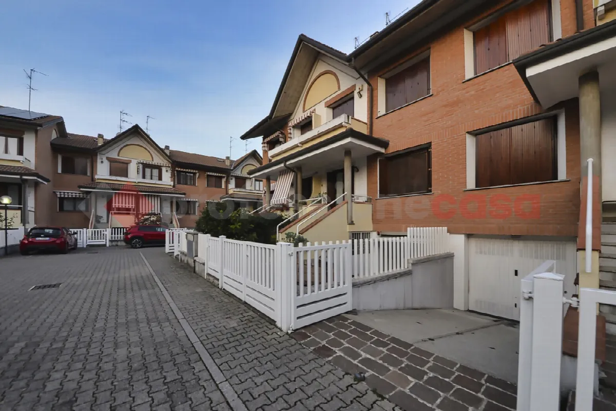 Villetta a schiera in vendita a Paderno Dugnano - foto 2