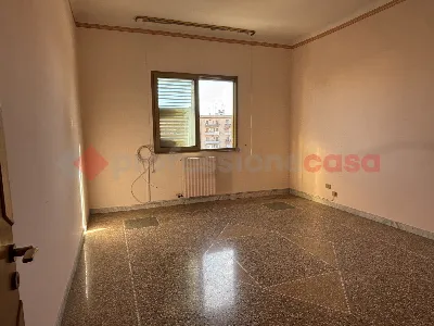 Appartamento in vendita a Taranto, Tre car... - foto 4
