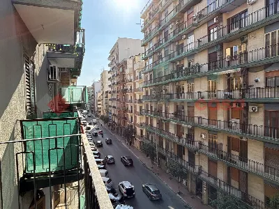Appartamento in vendita a Taranto, Tre car... - foto 2