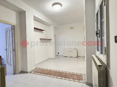 Appartamento in vendita a Taranto, Tre car... - foto 2