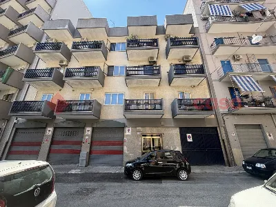 Appartamento in vendita a Taranto, Tre car... - foto 1