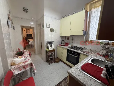 Appartamento in vendita a Taranto, Tre car... - foto 9