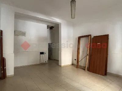 Appartamento in vendita a Taranto, Tre car... - foto 8