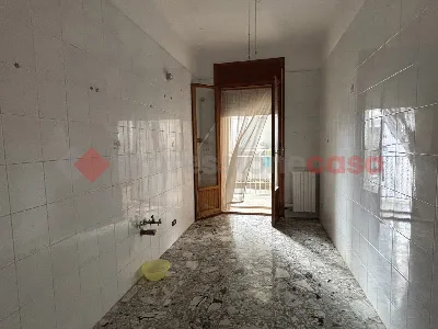 Appartamento in vendita a Taranto, Tre car... - foto 10