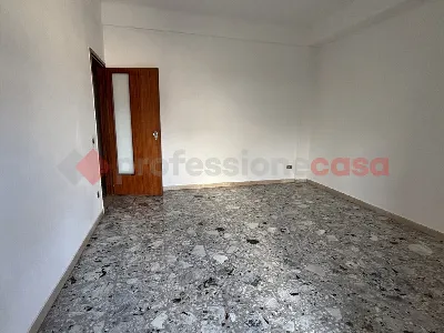 Appartamento in vendita a Taranto, Tre car... - foto 9