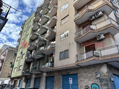 Appartamento in vendita a Taranto, Tre car... - foto 2