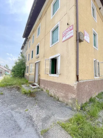 Palazzo/Stabile a Roana