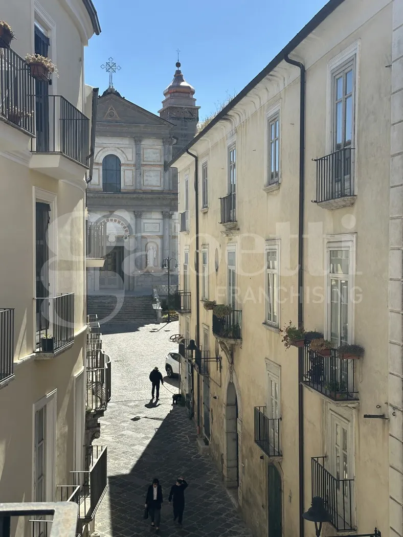 Appartamento in vendita a Avellino, Centro storico - foto 1