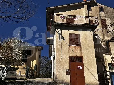 Casa Indipendente in vendita a Pietrastorn... - foto 1