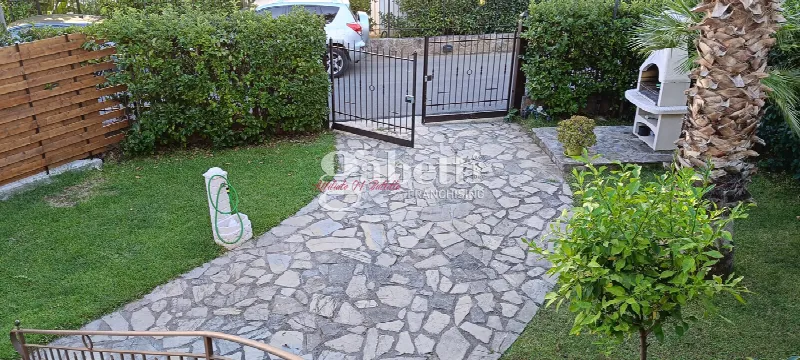 Appartamento in vendita a Campofelice di Roccella - foto 2