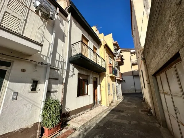 Casa Indipendente in vendita a Barcellona Pozzo di Gotto - foto 3