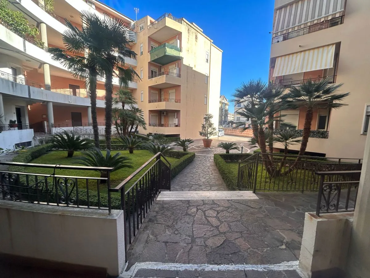 Appartamento in vendita a Barcellona Pozzo di Gotto - foto 2