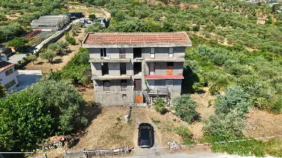Casa Indipendente in vendita a Barcellona ... - foto 1