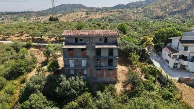 Casa Indipendente in vendita a Barcellona ... - foto 2