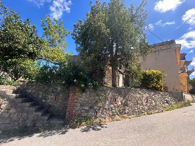 Casa Indipendente in vendita a Barcellona ... - foto 2