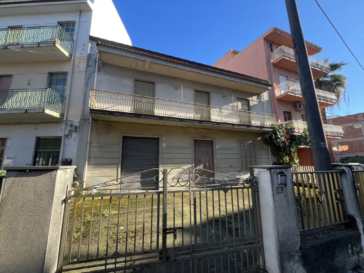 Casa Indipendente in vendita a Barcellona Pozzo di Gotto - foto 2