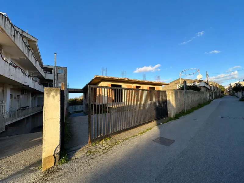 Palazzo/Stabile in vendita a Merì - foto 2