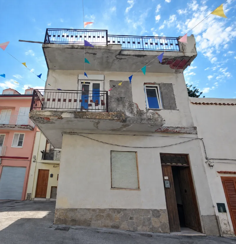 Casa Indipendente in vendita a Barcellona Pozzo di Gotto - foto 1