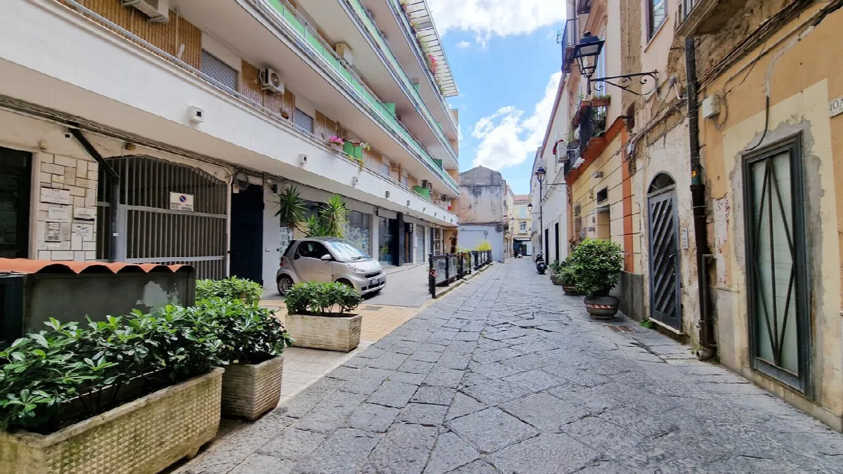 Appartamento in vendita a Caserta, Centro - foto 5
