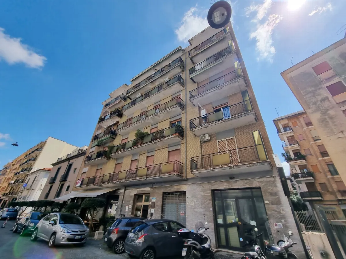 Appartamento in vendita a Caserta, Centro - foto 2